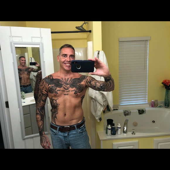 I’m Cory. Welcome to my closet - Picture 1 of 1